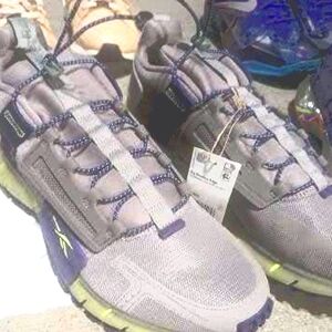 Grey Reebok Zig Kinetica Edge